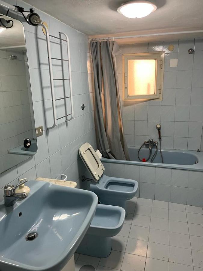 La Casa Di Pepo Apartment Napoli Bagian luar foto