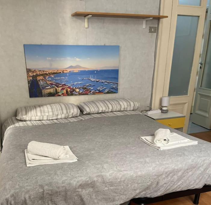 La Casa Di Pepo Apartment Napoli Bagian luar foto